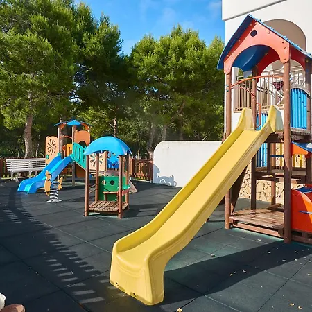 アパートホテル アパルトメントス カーラ ドール プラヤ Cala D´Or