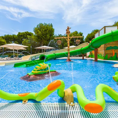 Playa Aparthotel 3*
