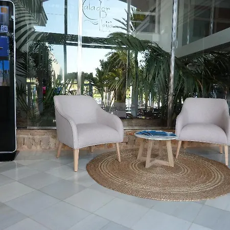 Playa Aparthotel